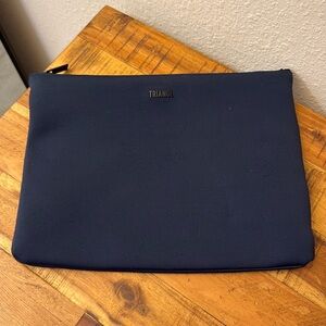 Triangl Neoprene Bag
